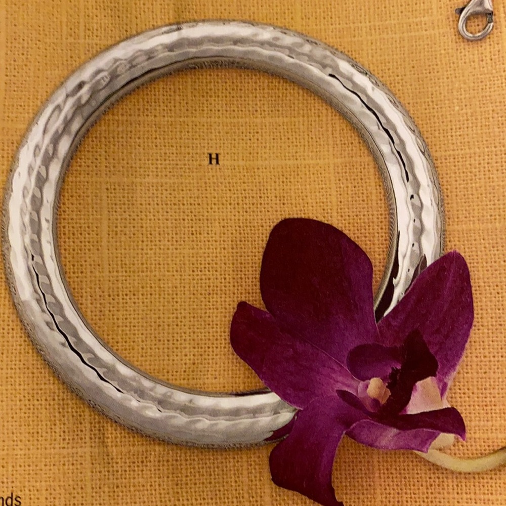 Silpada round bangle